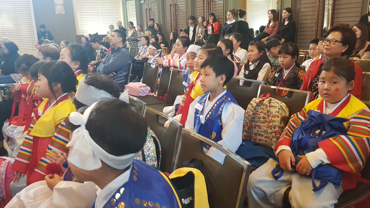 It was so moving to see that so many of my students' parents and grandparents and family friends got together to enjoy Ss' performances and cheer for them. Languages and cultures bring people together.<a href="/StrathfieldSPS/">Strathfield South PS</a> <a href="/LanguagesNSW/">Languages NSW</a>