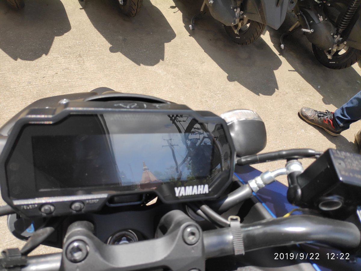 Akshay718's tweet photo. @India_Yamaha Here are the more photos of the bike @India_Yamaha https://t.co/LEPeBJGAB0