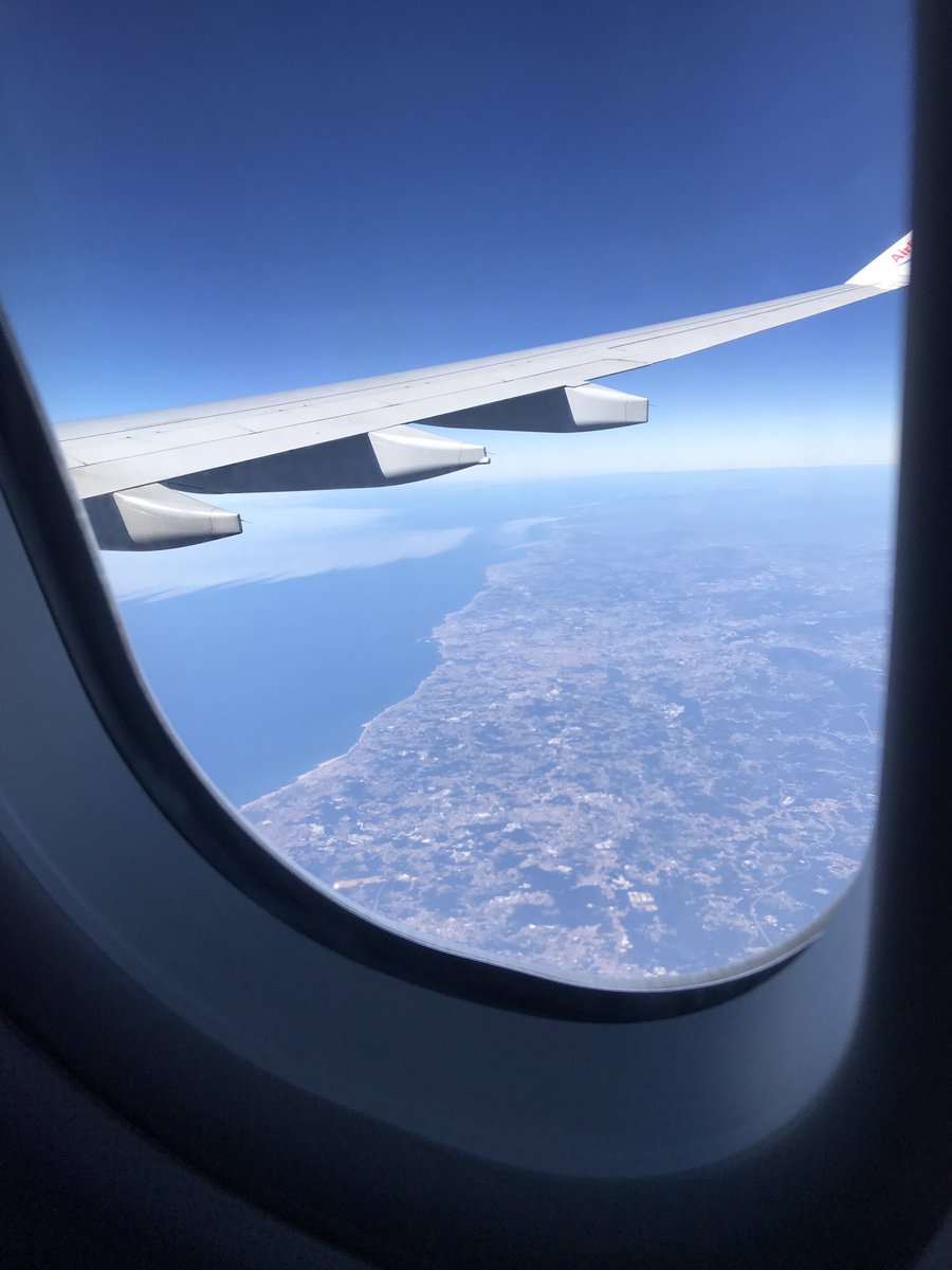 AnnalauraB3's tweet photo. Buongiorno ^_^ #unannofa #direzionenewyork #viaggiodinozze ❤️ @antoniopiz https://t.co/b6ePIJYhea