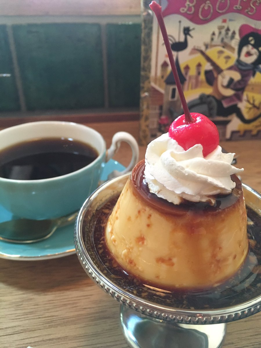 甘党辛党連立政権 春駒 からのおやつタイムはどこを切り取っても可愛いcafe メニュウが絵本みたいで可愛い 壁紙と照明とソファがレトロで可愛い プリン可愛い 店員さん可愛い あー可愛い可愛い可愛い カフェトキオナ カスタードプリン 喫茶店 大阪 甘党辛党連立政権 春駒 からのおやつタイムはどこを切り取っても可愛いcafe メニュウが絵本みたいで可愛い 壁紙と照明とソファがレトロで可愛い プリン可愛い 店員さん可愛い あー可愛い可愛い可愛い カフェトキオナ カスタードプリン 喫茶店 大阪