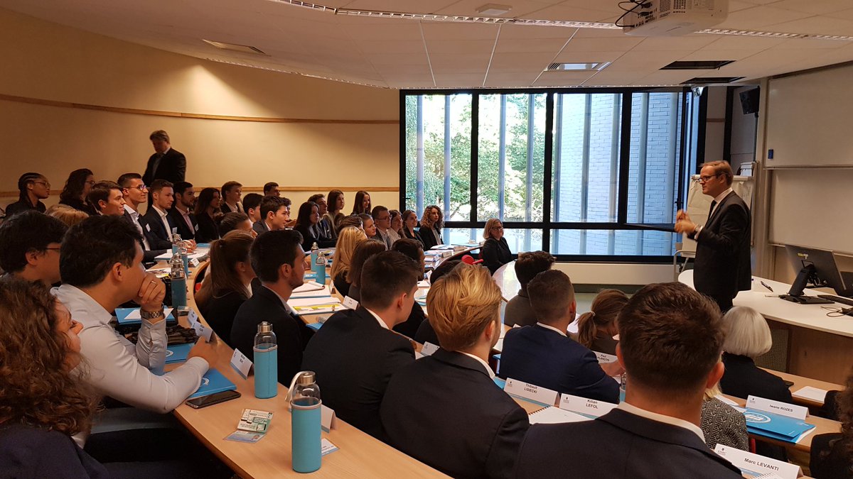 ESSECIMHI's tweet photo. "As an ambassador of the school, it is also important to have the humility to learn from others." - Prof. Thomas Jeanjean @ThJeanjean, Dean for Post-Experience Programs @essec at the #ESSECIMHI induction day. https://t.co/eDmwRZDw2w