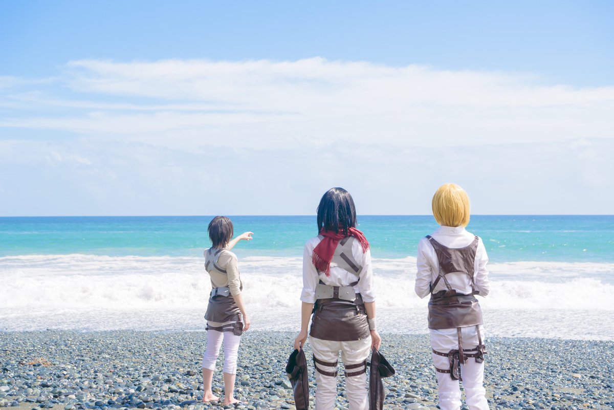 石川らぷこ در توییتر Cosplay 進撃の巨人 なぁ 向こうにいる敵 全部殺せば オレ達 自由になれるのか エレン 空 アルミン ティト ミカサ らぷこ カメラ Hata スタジオ Studio Q様 Studioq Seishou