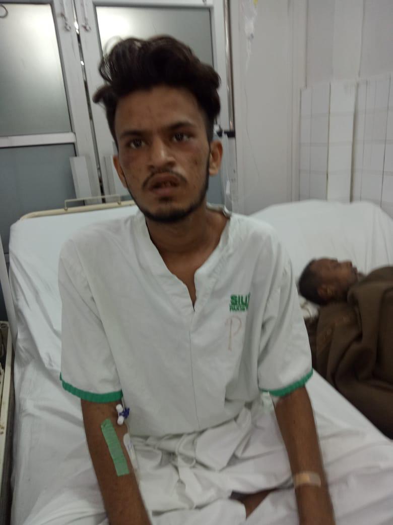 MooedRaza's tweet photo. This patient is in critical condition. I have attached photographs and details.
Agar donate nahin kar sakty toh PLEASE RETWEET it won't take long. https://t.co/CHkFjcveht