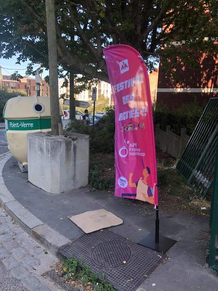 jeunes_apfhandi's tweet photo. Merci @AmiensMetropole pour le soutien à @AgitAction et bravo pour le label destination pour tous.  Il y a encore un peu de boulot mais on ne lâche rien 😉 https://t.co/gCSll1F9b8