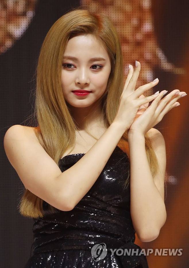 Tzuyu World Press Pic Twice Showcase Feel Special 13 Tzuyu 쯔위 子瑜 ツウィ Twice 트와이스 Feelspecial T Co N6icezvn73 Twitter