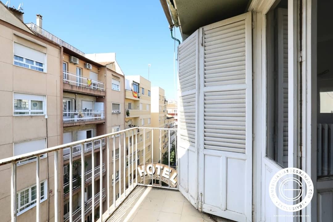inmobiliariasd2's tweet photo. GRAN OPORTUNIDAD JUNTO A #ALHAMAR‼️🥰
🌈BUSCAS UN PISO GRANDE EN EL CENTRO DE GRANADA❓¿BUSCAS LUZ Y PLANTA ALTA⁉️ 💥 Estas de suerte ‼️
Ponemos a la venta esta vivienda junto a Cll Alhamar llena de luz ☀️ y grandes posibilidades.
Detalles y ☎️👇👇
https://t.co/UAqIK3Sjly https://t.co/ZihPZRwJ3g