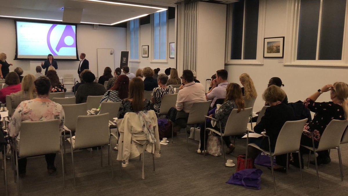 RLDatixUKI's tweet photo. Our breakfast session at the #QNIConference is under way.
Our panel are sharing their insights of what fully integrated care would look like in 2026 and why community nursing is a vital part of this. #QNI2019 https://t.co/ehqHX9NcFo
