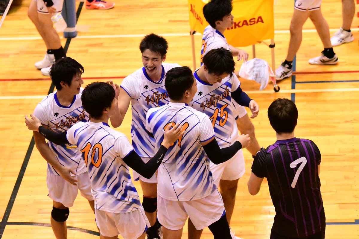 rinachan129's tweet photo. 誘ってくれた友達には本当に感謝でいっぱいだし撮らせて下さったみなさんにも感謝しかない。ぜひまた応援させてください💜💜！！改めて優勝おめでとうございました🌟

#愛知県6人制バレーボール選手権
#Vellpush https://t.co/30OT8MumZz