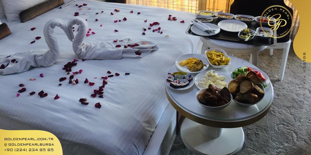 ما هو أفضل من مناظر شاملة للمدينة ووجبة خفيفة في الصباح الباكر يتم توصيلها إلى غرفتك الخاصة استمتع بالشمس في التراس المكشوف في فندق غولدن بيرل البوتيكي