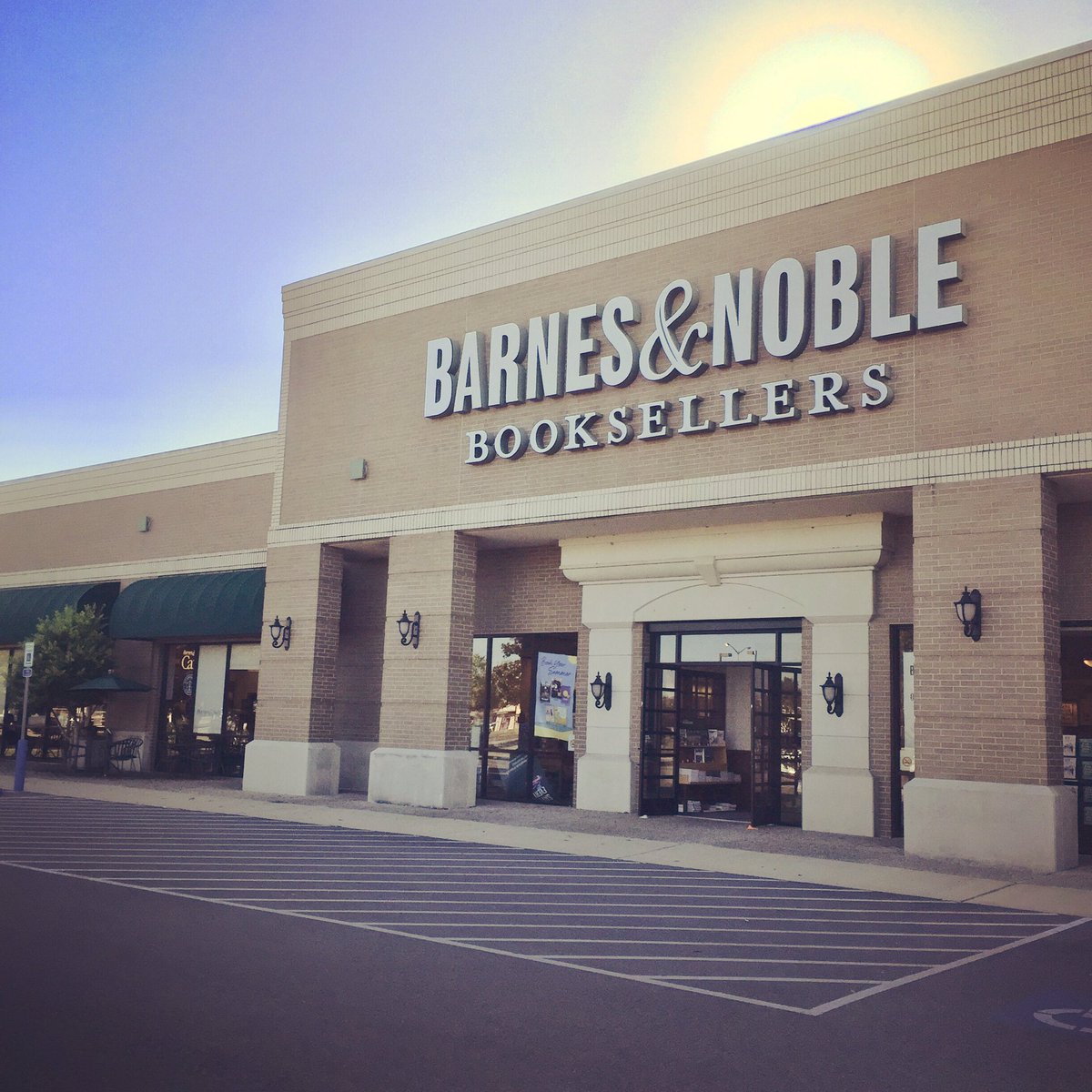 Barnes Noble Bnlafayettela Twitter