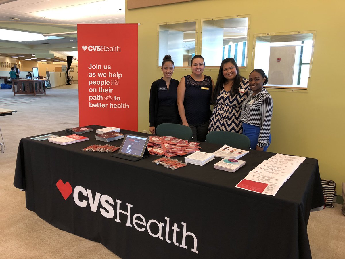 #CVSHealth leaders and students ready to represent today at #ChicagoState for the 2019 College of Pharmacy Career Fair! Stop by and meet our brand ambassadors to learn more about #StudentPharmacist opportunities with CVS!