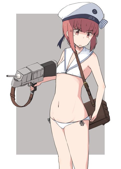 少し動く度に水着が食い込むのでイラっとしているマックス 