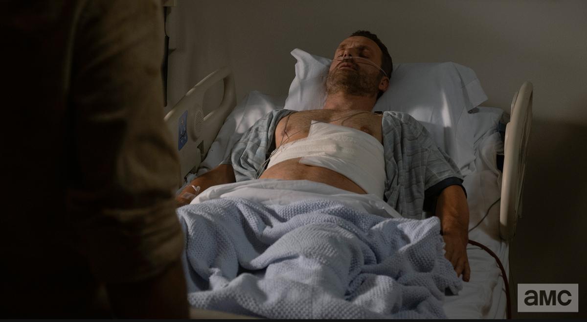 Andrew Lincoln ended his run on #TWD the same way he started it. Go behind-the-scenes-of the crew’s heartfelt tribute to Rick. amc.tv/TWDWorkingDead…