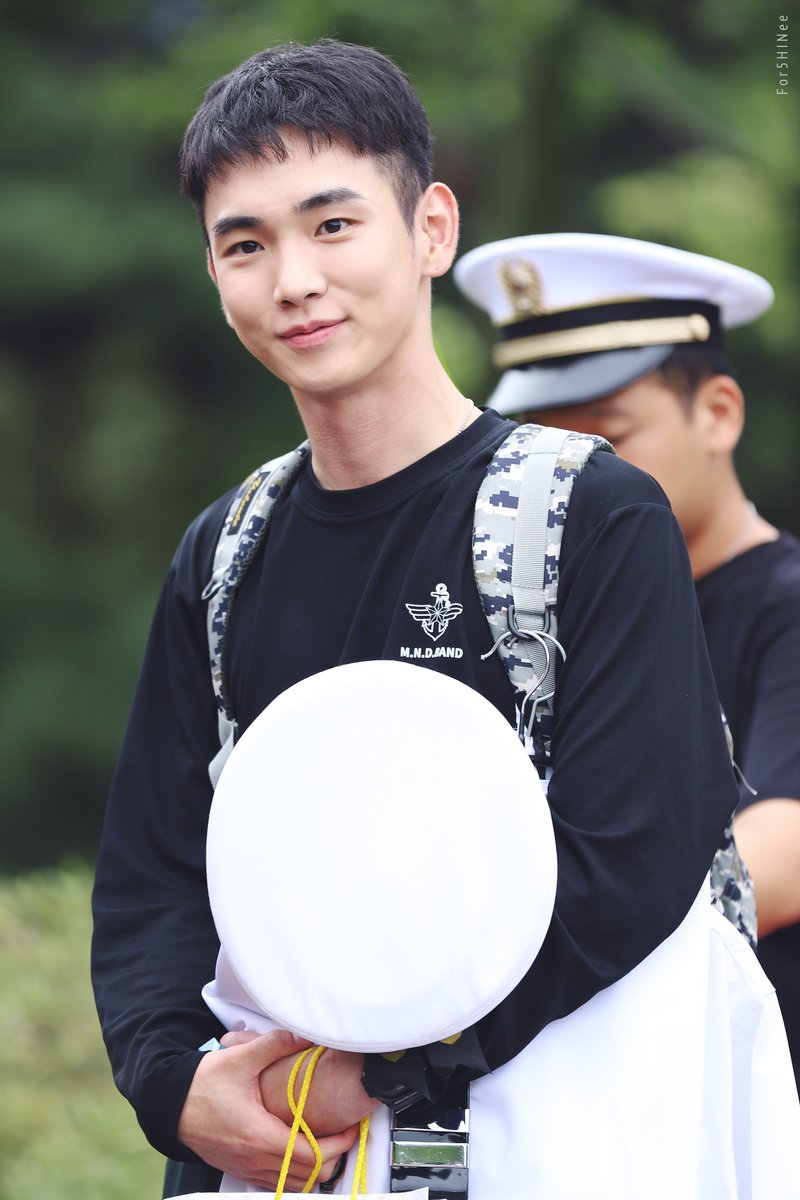 기범아 생일 축하해❤️
𝐇 𝐚 𝐩 𝐩 𝐲 𝐁 𝐢 𝐫 𝐭 𝐡 𝐝 𝐚 𝐲 🎂🎉
이번 해도 행복하고 좋은 추억을 많길 바래✨

#HappyKEYDay
#9월의빛_기범아_생일축하해
#기범생일축하하는맛에살어
#CaptainFreaKeyDay
#SHINee #key #샤이니 #키 #キー