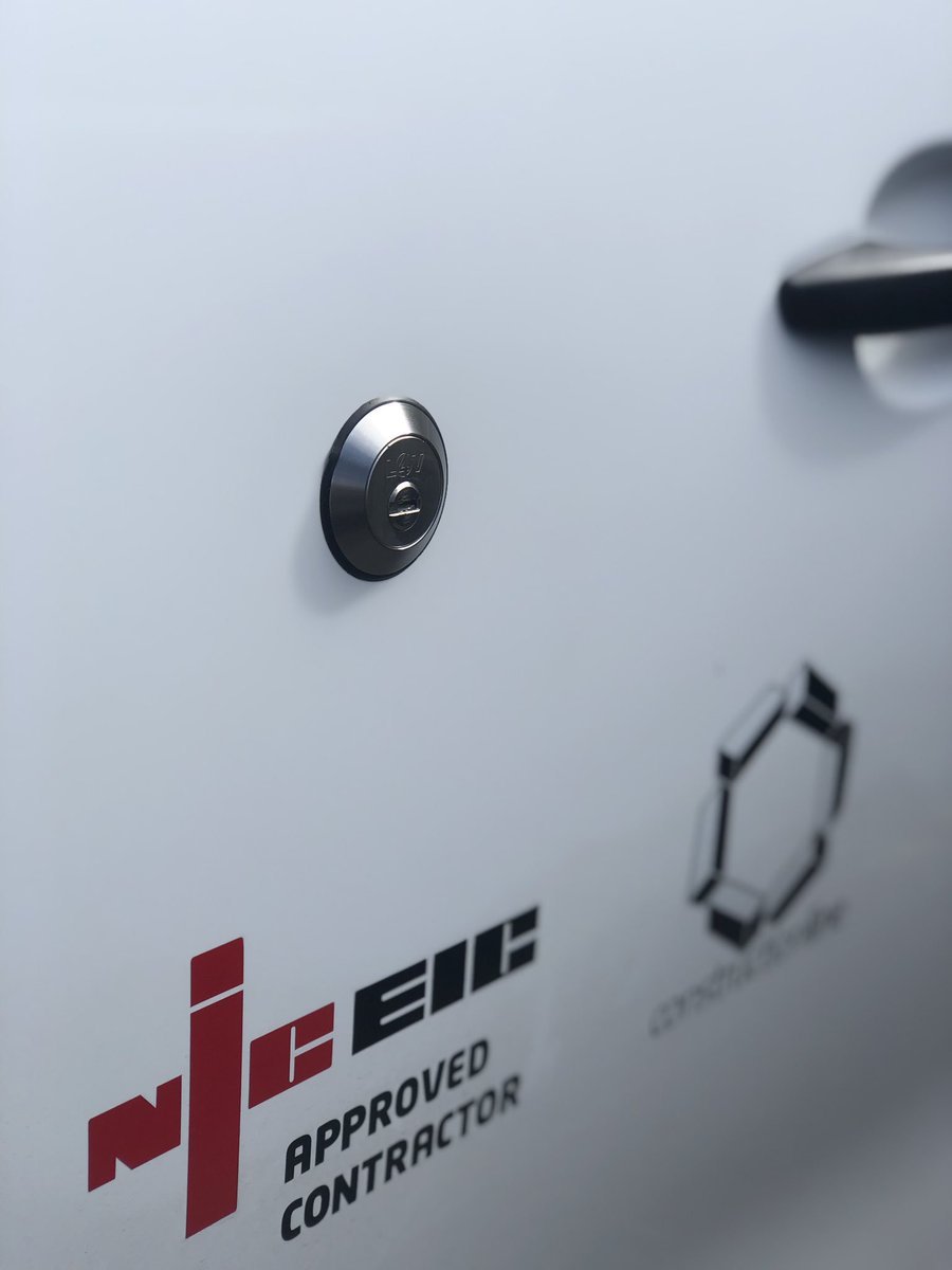 The job was completed by 11am.
If you’re looking to secure your van, then give us a call on 01133470299 or visit us vanlocksleeds.co.uk