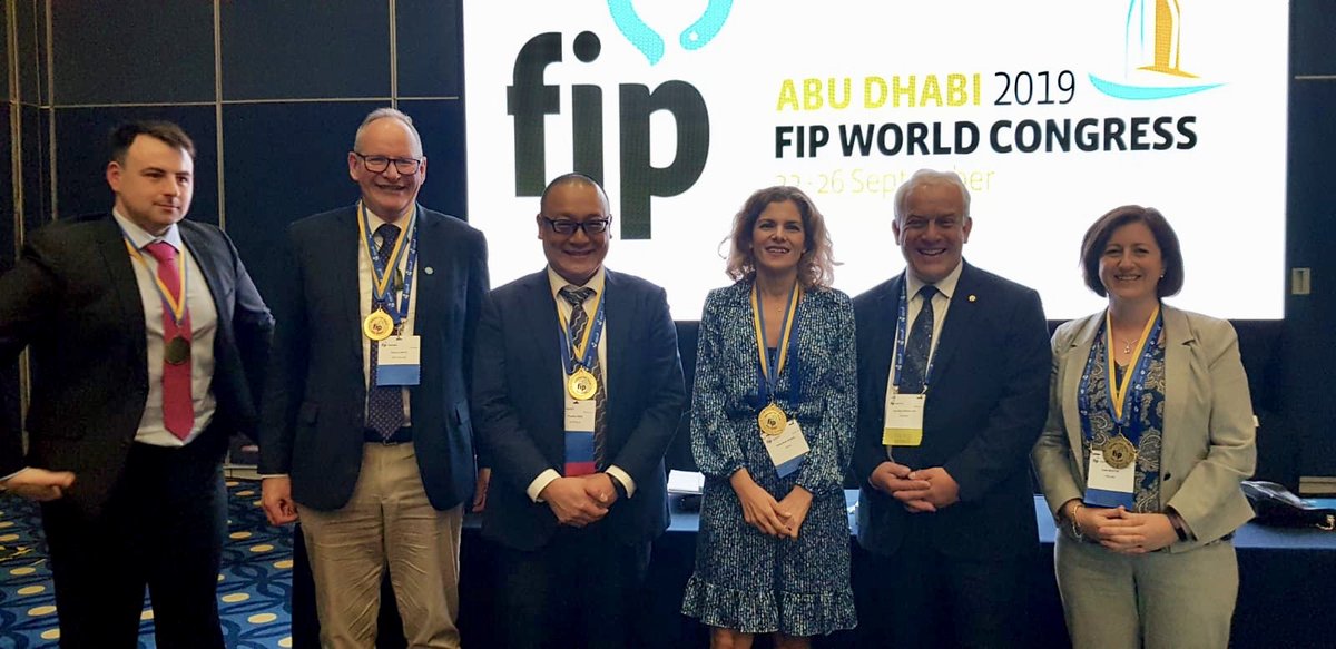 Proud and grateful to receive this gold medal for FIP speaker at session on Pharmacy’s Vision, thank you FIP! #FIPcongress #fip2019