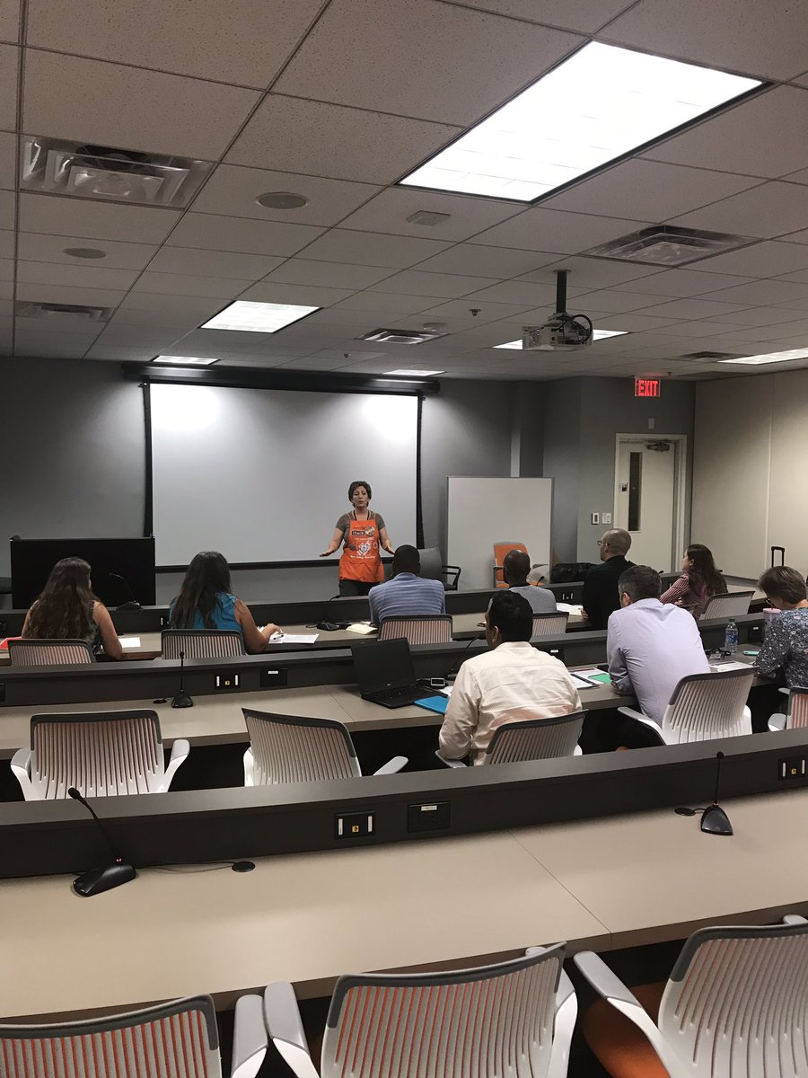 JeTaun N.-Osborne (@jetaunosborne) on Twitter photo āTEAMWORK MAKES THE DREAM WORKā....special shout-out to one of our fearless leaders in Talent Acquisition for giving an impromptu speech about the importance of speaking and leadership! We loved it! Thank you Jennifer @kozel_jennifer #TalkingAprons <a href="/d44toastmasters/">Toastmasters D44</a> āTEAMWORK MAKES THE DREAM WORKā....special shout-out to one of our fearless leaders in Talent Acquisition for giving an impromptu speech about the importance of speaking and leadership! We loved it! Thank you Jennifer @kozel_jennifer #TalkingAprons <a href="/d44toastmasters/">Toastmasters D44</a>