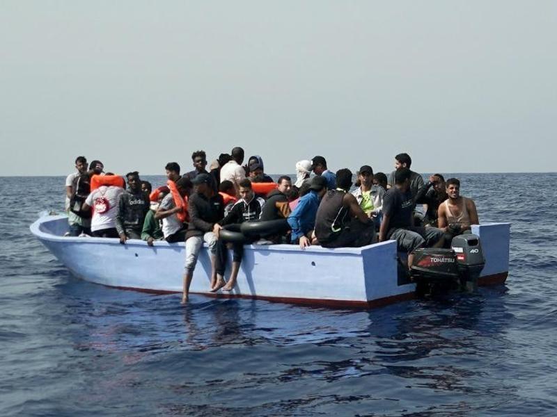 WAZ_Redaktion's tweet image. #Flüchtlinge: EU-Staaten einigen sich auf #Notfallsystem für #Seenotrettung
waz.de/politik/eu-sta…