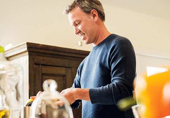 Think you know Ricardo?🤔 Take our quiz and find out! bit.ly/2m7XvjV