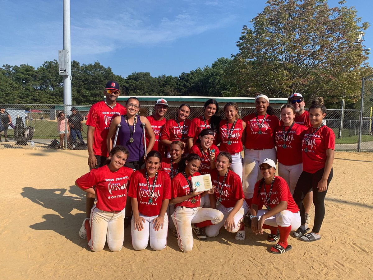 EHT Softball (@ehtsoftball) on Twitter photo Thank you to everyone who helped make our 8th Annual Ovarian Cancer Awareness tournament a success! We look forward to hosting your teams in the future! Send us pictures of your teams to ehtsoftball@aol.com Thank you to everyone who helped make our 8th Annual Ovarian Cancer Awareness tournament a success! We look forward to hosting your teams in the future! Send us pictures of your teams to ehtsoftball@aol.com