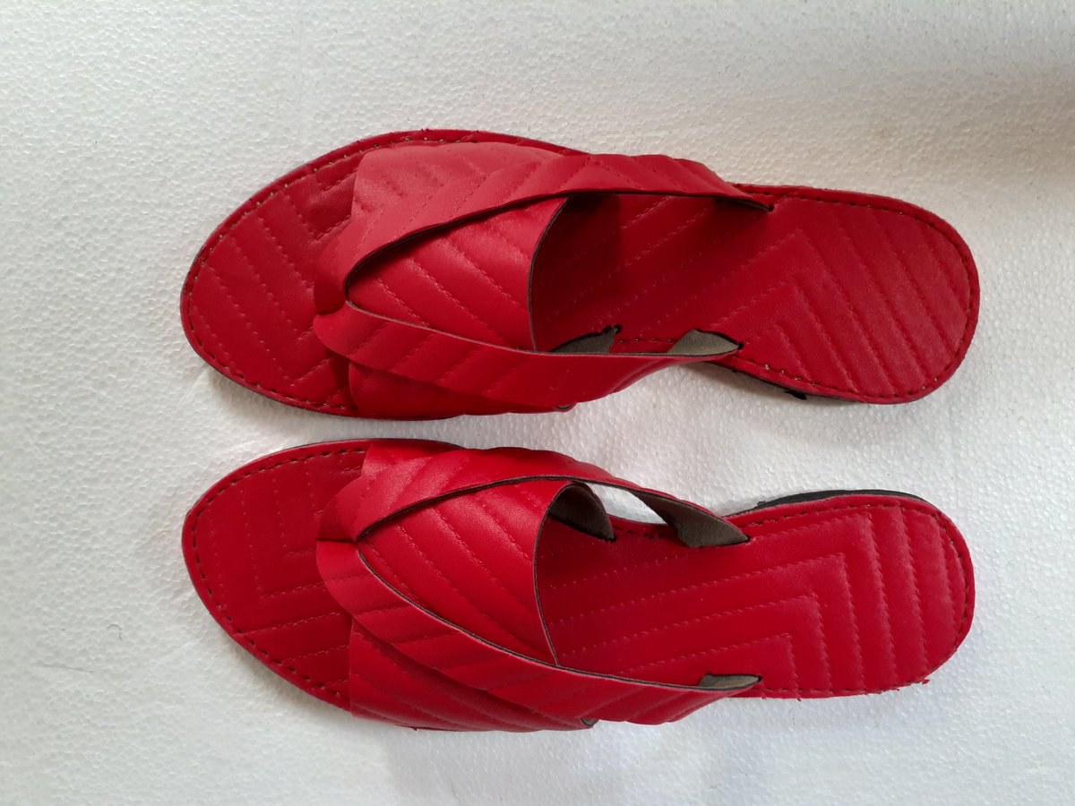 Antoine_wears's tweet photo. Affordable, unique, comfy and just a dm away. #antoinecollections #business #hustlersquare https://t.co/lJMszIjlZR