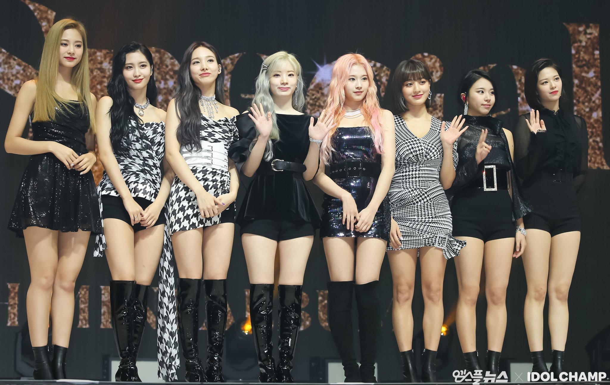 Twice情報局 Twice Showcase Lt Feel Special Gt 19 9 23 00 Url T Co Oftqwvxn9p Twice Feelspecial Twice Feelspecial T Co Mr1vog8fx3 Twitter