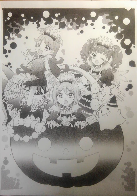 『キラッとプリ☆チャン公式ファンブックJEWEL4』発売中です✨今回の漫画は、さらが主人公✨メルティックスターのハロウィンコーデ描くの楽しかったです～?キリッ?✴
#プリチャン #prichan 