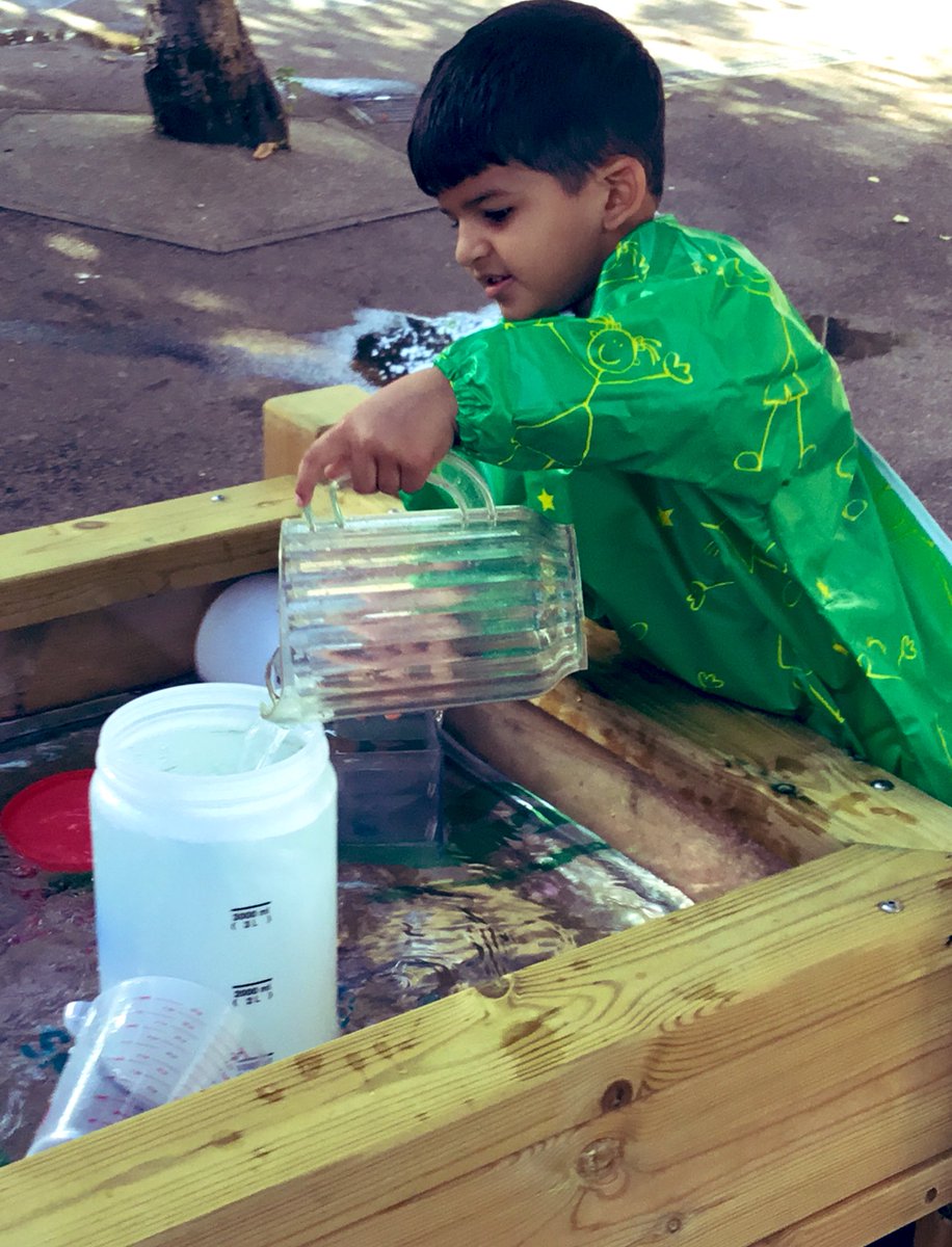 GoldfinchPrmry's tweet image. Mathematical opportunities for measuring, filling and emptying and exploring capacity in our new water area. #EYFSoutdoorlearning@Goldfinch