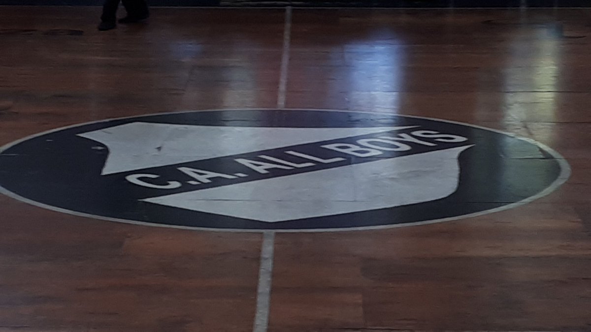 LIFORBASQUET's tweet photo. En la cancha de @caallboys, se jugó la 2da. Fecha del Torneo Clausura "Puro Básquet" en la que ganaron Los Rápidos, Canallas Team e Inversus Team. https://t.co/r4jxEses15