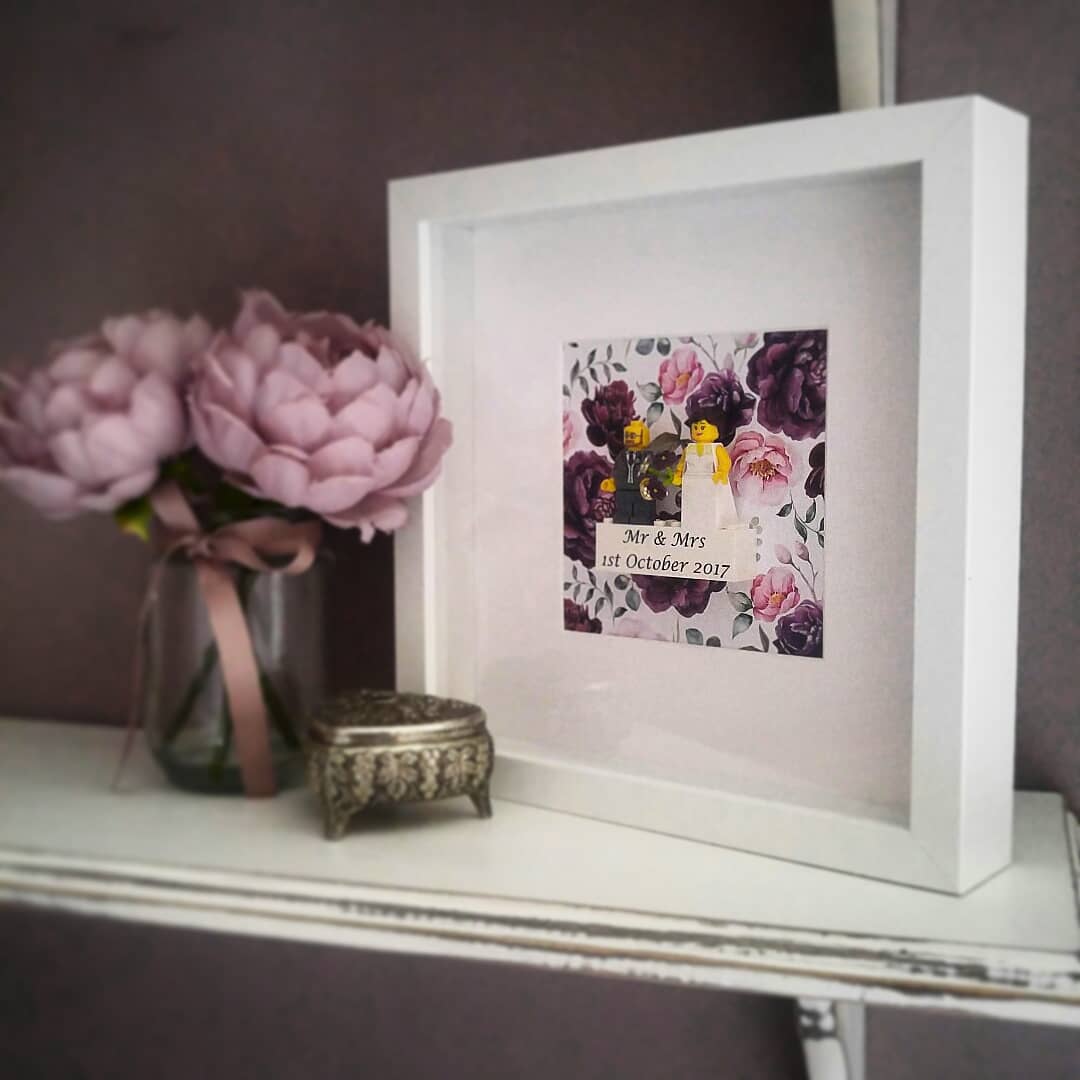 GraceSkeatesArt's tweet image. Finally got our #wedding #LEGO minifigures framed! Used one of our wedding invites as the background from #zazzle . Custom figures by @MinifigsMe . Printed text bricks by @FabBricks 
#wedding #weddinggift
