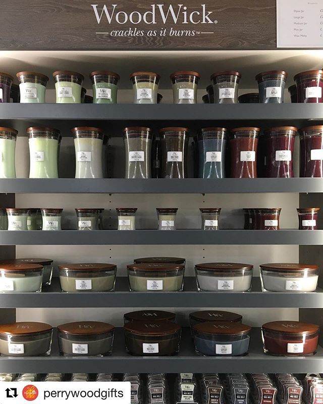 PerrywoodGarden's tweet photo. Now that Autumn is in full swing, @woodwick_candles are perfect for cosy evenings indoors! #blackcherry #redwood #warmwool #blackamberandcitrus #fireside #woodwickcandle #autumn #hygge #waxmelts #perrywoodgardencentre https://t.co/QpPUO2mxOE https://t.co/x3hHY3WQ4S