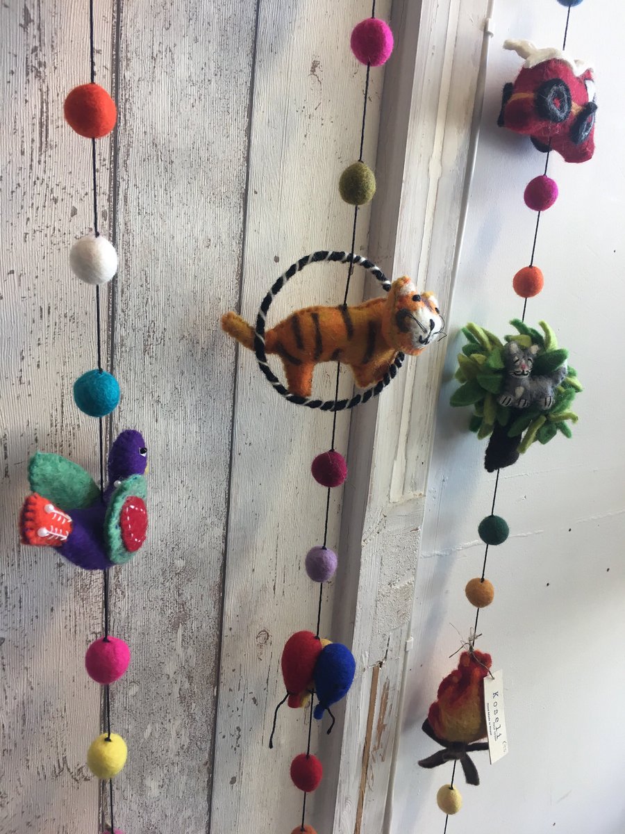 ChestnutsCS's tweet image. Obsessed with our new felt stock 😍😍 fairtrade and handmade @koselihandmade