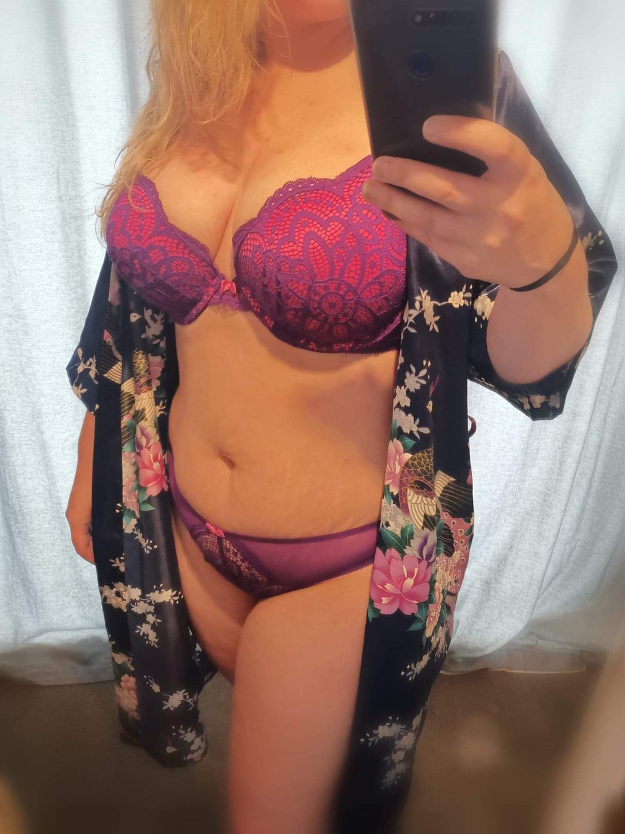 TheKnickerFairy's tweet photo. #EffortlessGlamour 
Bra £15
32A-44G

Thong £6
8-22
#wishlistqueen👑
#TheKnickerFairy🧚🏻‍♀️
#treatyourfavetweeter💖 https://t.co/mSrLcAoAhM