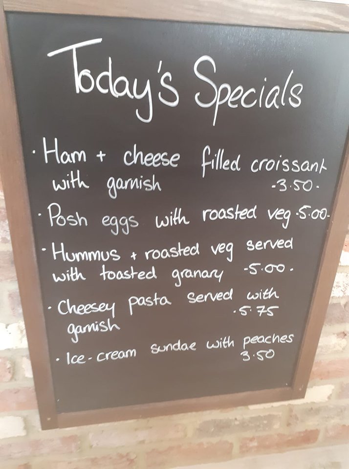 Happy Monday Everyone! Enjoy something off our Special's board to get you through the day!

#spitheadbc #food #hungry #lunch #cake #coffee #tea #cafe #lake #sandown #iow #shanklin