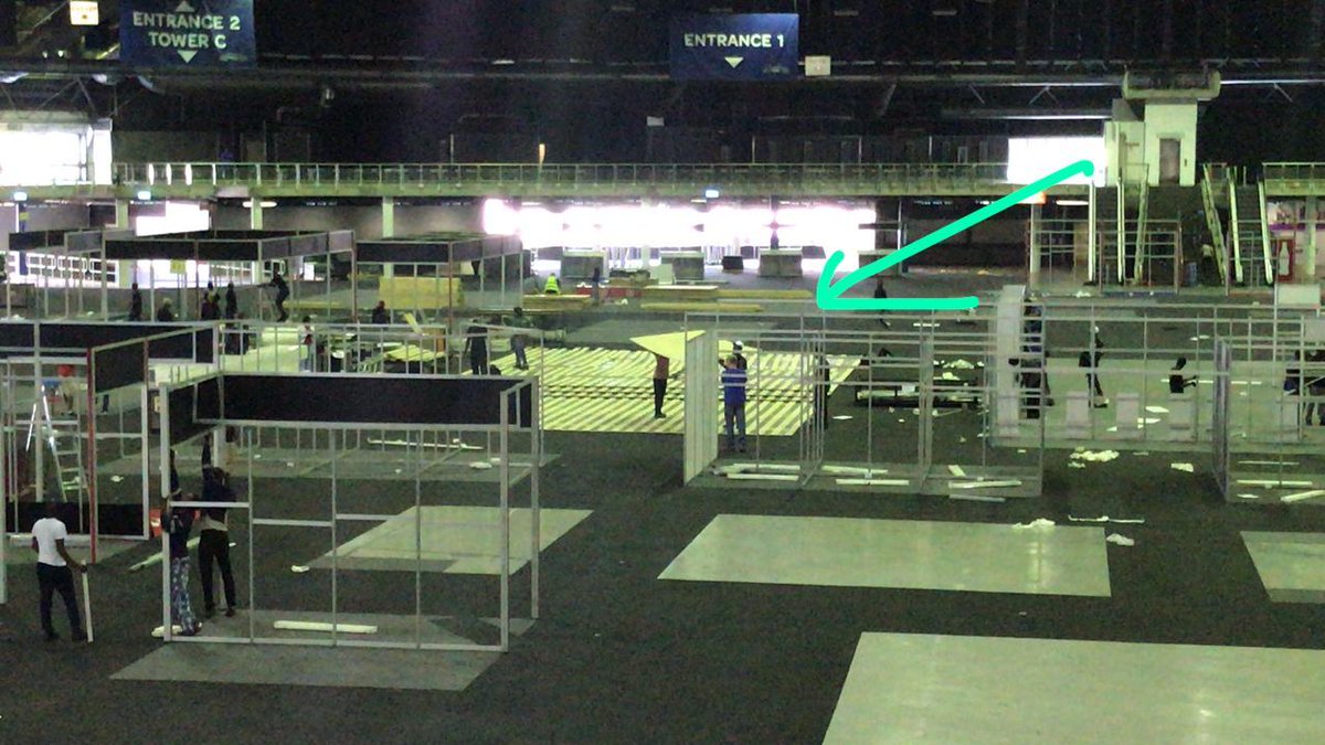 fpsFingers's tweet photo. @LudwiG_RSA @rAgeExpo @XvGSA @TGB_ZA #BuildDay1 Stand construction is underway! Lets goooo!! #VodacomRage2019 https://t.co/xacm45HnhB