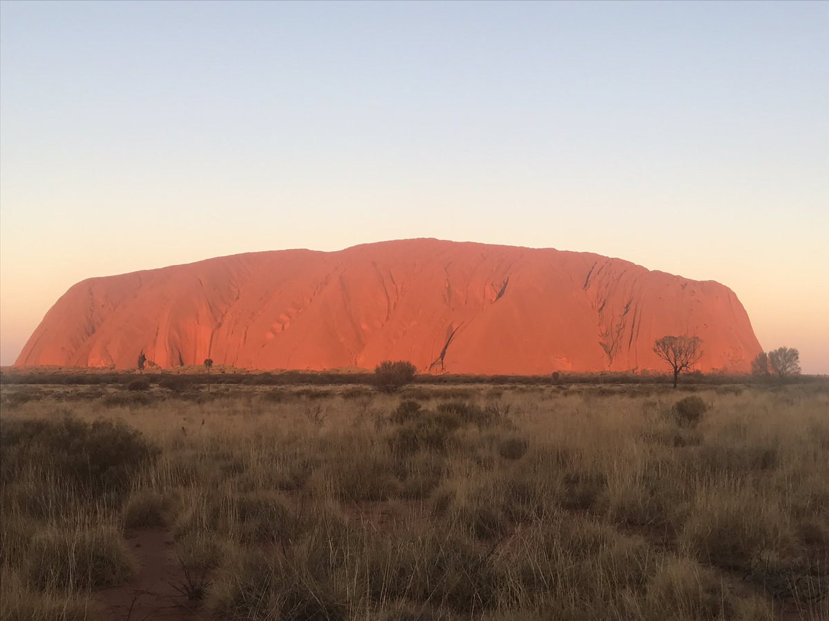whywouldyougo's tweet photo. The 2nd of 3 #podcasts with @travelswithmiri on #Australia is out. It’s all about the #Outback. 
#AliceSprings, #MacDonnellranges, #Curtinsprings, and #Uluru/#ayersrock
Sorry about the inappropriate title @ageofdecision gave the episode.
#travel #whywouldyougothere https://t.co/T6FeORhDPN