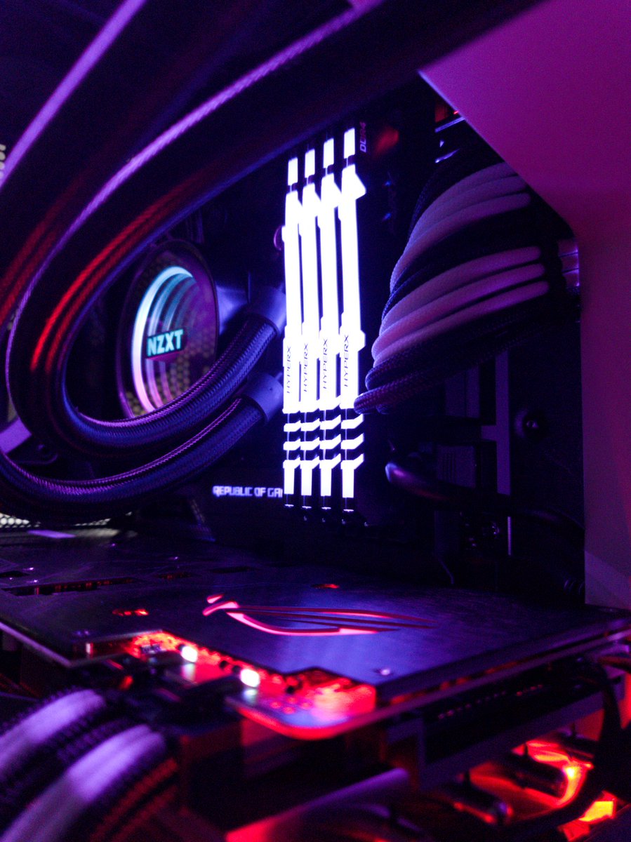 Waizen4D's tweet photo. I9-9900k / 64Gb 3466Mhz / RTX 2080Ti :) https://t.co/CD1t10seOI