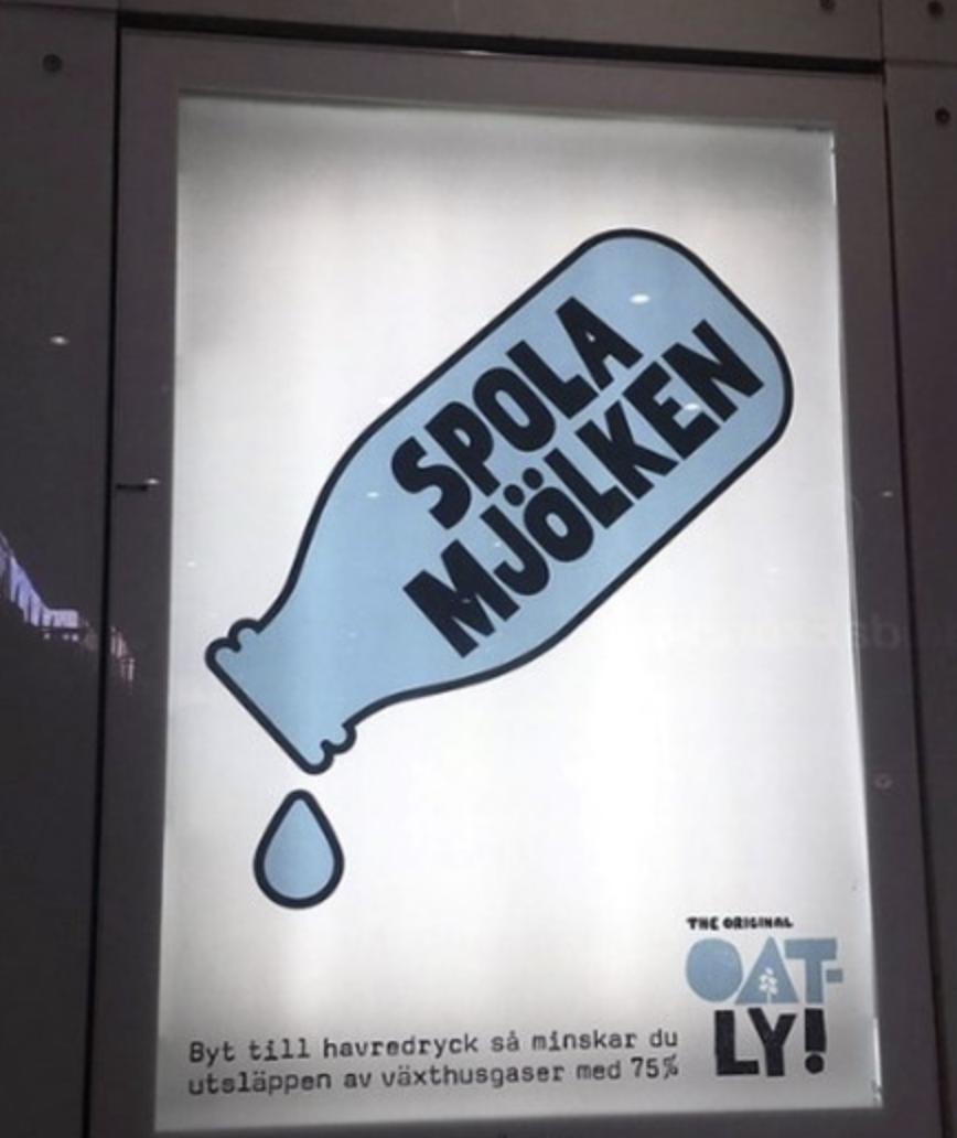 emanuelkarlsten's tweet photo. Jag fattar att Oatly trollar, att vi ska gå igång.
Men idag lärde jag mig att Oatly ägs av bolag där kinesiska staten är delägare. Att samma bolag äger både slakteri och kolgruvor.
Hur vågar Oatly sätta sig på så höga hästar?
https://t.co/FvQZJ1UwU5 https://t.co/riTAFkGHDo
