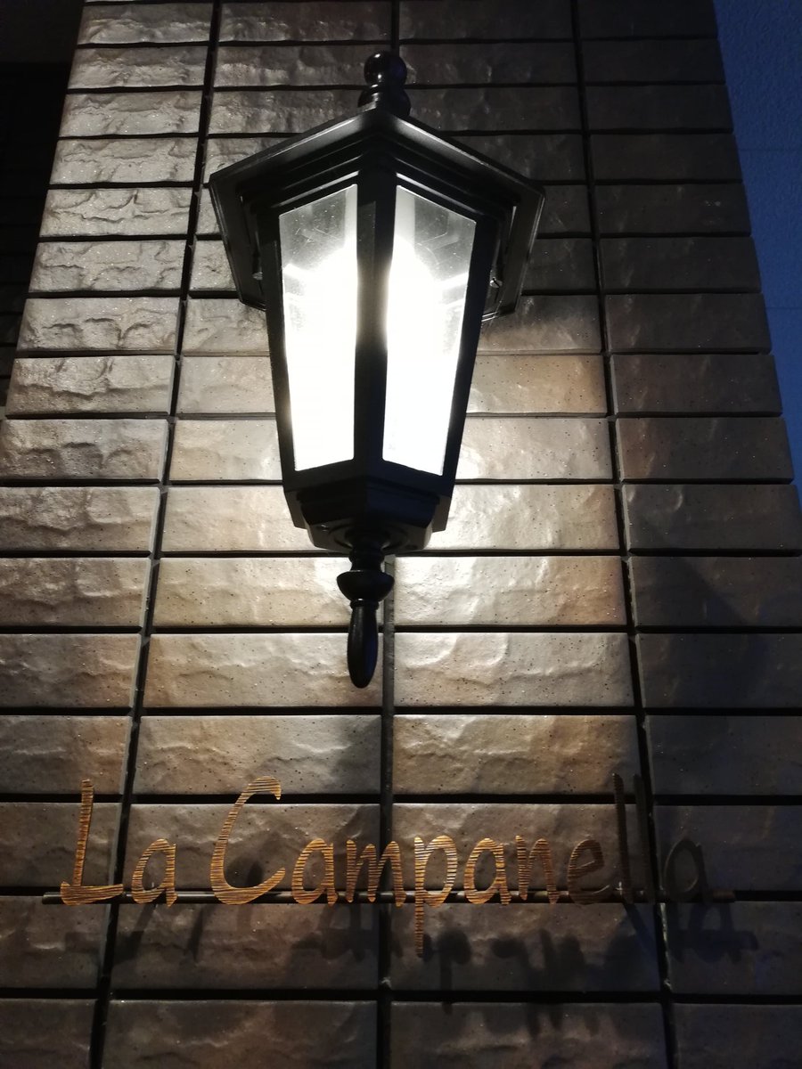 ご報告が遅くなりました💧
昨日の公演も天候のすぐれない中ではありましたか第3回公演「君が愛される世界線」への御来場、誠にありがとうございました。