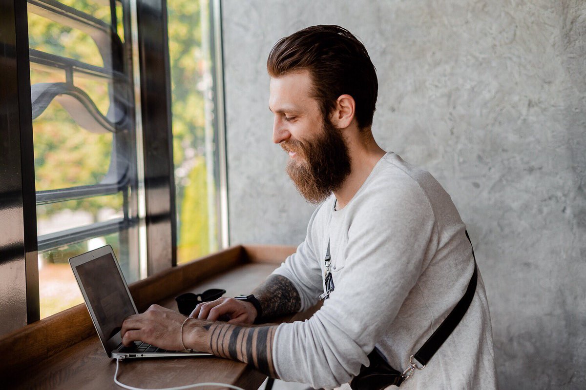 AnWires's tweet image. The universal MacBook charging cable fits all Apple laptop models. It provides a secure connection of the connector and safe battery charging.

We’ll deliver the universal cable to your home in 20 days. Pre-orders are being taken 24/7 at anwires.com