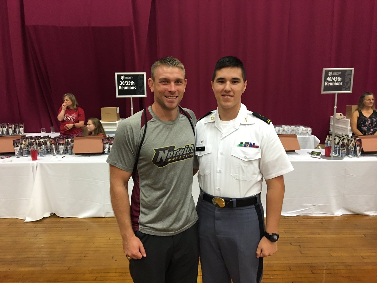 CoachCaffelle's tweet photo. Just got back from Norwich’s bicentennial celebration. Was able to catch up with #cantonwrestling Alum Josh Nix, the @CadetWrestling team, and a lot of my original teammates. A fantastic weekend with truly great people! #norwichforever #dontmesswiththefamily https://t.co/7f0GBc619y