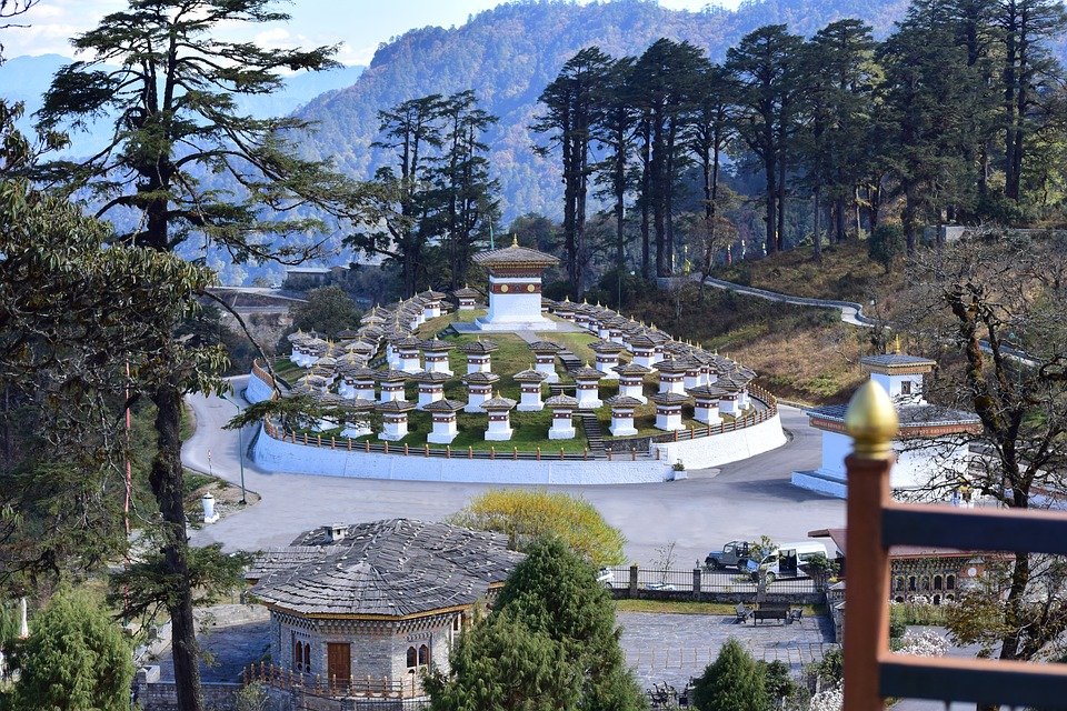 himalayavisit's tweet photo. Trip to Bhutan – Thimphu Punakha Paro Tour – Buddhist Kingdom – Pilgrimage Tourism in Bhutan

#TriptoBhutan #Thimphu #Punakha #BuddhistKingdom #Paro #Pilgrimagetourism #Tigernestmonastery #Punakhadzong #Phobjikha #Gangteyvalley #Bumthang #Trashigang #Chelelapass #Dochula #Temples https://t.co/zY8M6uTcIt