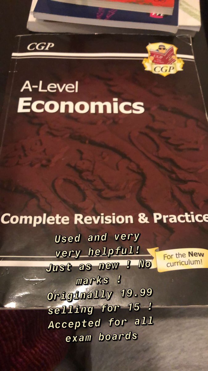 Sobarr_'s tweet image. Selling some of my books at discounted prices ! Dm to purchase #alevelbooks #revisionguide