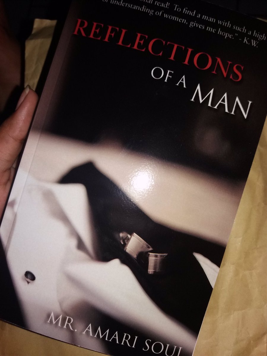 jmcasia's tweet photo. Today I got the 2nd book of @MrAmariSoul 😍 So happy. 2years apart same month. Anniversary gift from my love. 🥰 #2016-2019 #ReflectionsOfAManII #ROAM2 https://t.co/Gah4ZVuV53