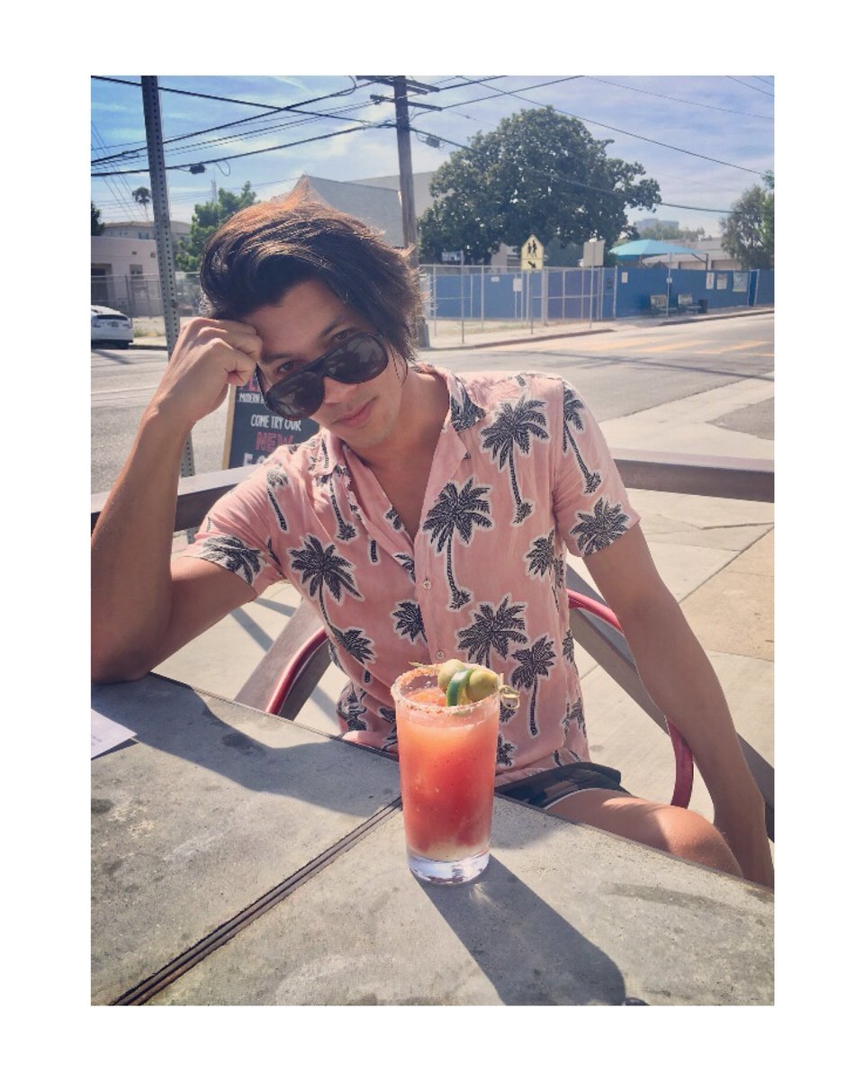 DavidSakurai's tweet photo. Meditating on this..🌴☀️
#GoMorgen #Mandag
#MondayMood https://t.co/EmiJMNEilJ
