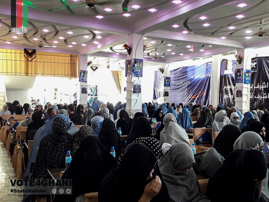 Vote4Ghani's tweet photo. Helmand has been one of the hardest hit by war-and noone has suffered more than its women. Today these brave women have come out 2 declare their support for 
@ashrafghani #StateBuilder 
@AAJMALGGHANI @VPdanesh 
@amrullahsaleh2 @daudnoorzai
#Afghanistan #ElectionStreet #Vote4Ghani https://t.co/s1oTD6hV0Q