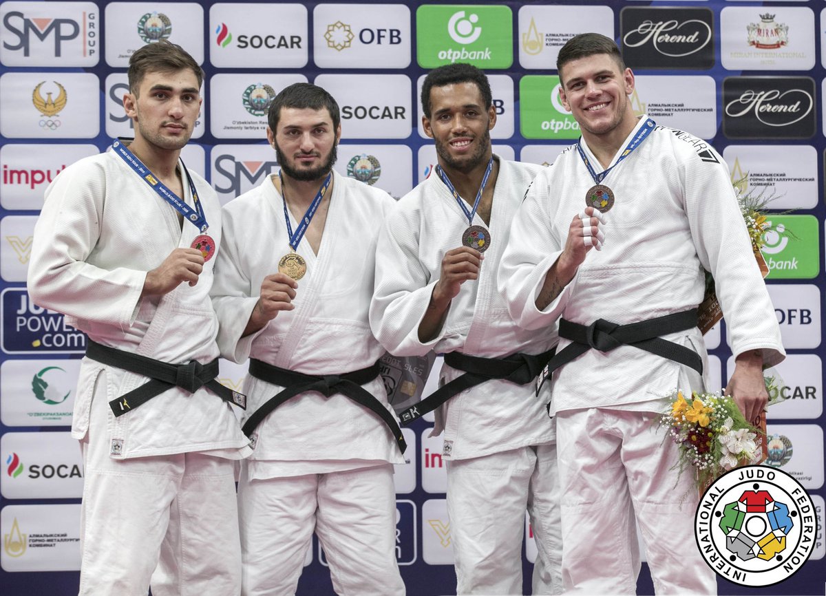MikitaForGold's tweet photo. Grand Prix Tashkent 2019🇺🇿🥉
#judobelarusteam #judoinside #ippongear @JudoInside @IpponShop @Judo https://t.co/KHsXKGTGYs
