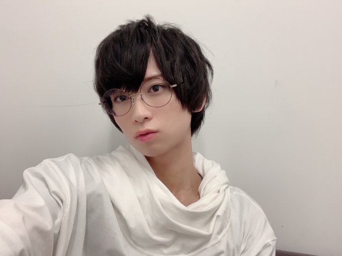 写真集のtwitterイラスト検索結果 古い順