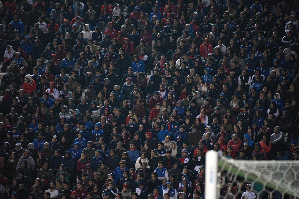 Nacional's tweet photo. Tribunas así... #Nacional https://t.co/xOSBJUBiw6