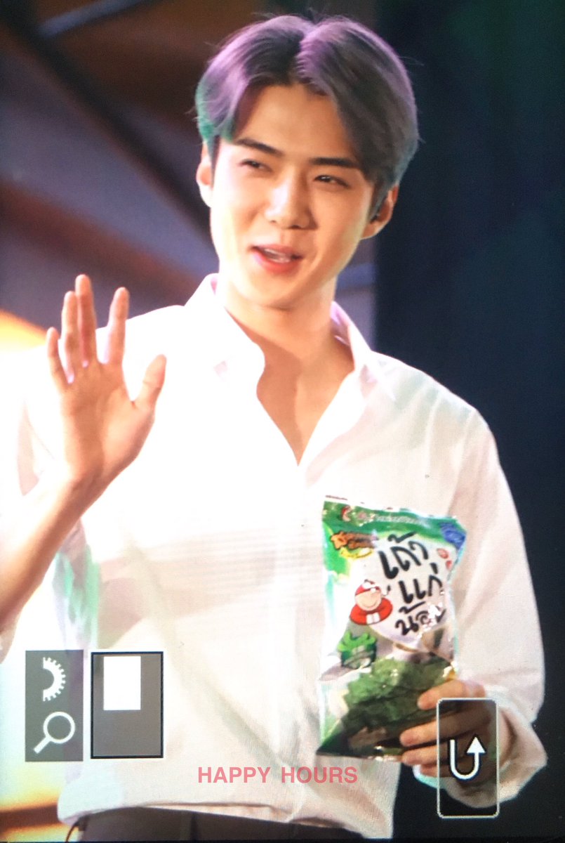 190923 💚💚 

#SEHUN #세훈 
#TaokaenoiXSEHUNfirstinBANGKOK 
<a href="/weareoneEXO/">EXO</a>